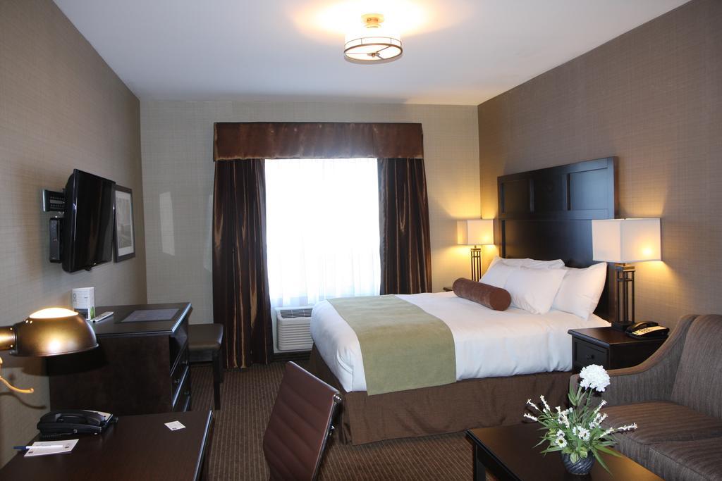 Best Western Plus Okotoks Inn & Suites Pokój zdjęcie